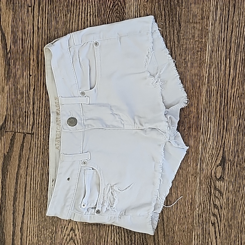 American eagle white Jean stretch shorts size 4